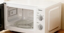 美的（Midea）【京仓次日达】家用微波炉 20L 700W大火力 均匀加热 旋钮操控 易清洁内胆 老人小孩都适用 实拍图