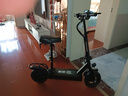 绿源【向往的生活推荐品牌】电动滑板车锂电池便携可折叠电动车成人两轮代步车迷你电动车 48V/黑色/110-130里/800W/智能AI/带座 实拍图