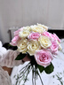 京东鲜花粉色加白色玫瑰各10枝山东基地送女朋友礼物枝长40cm源头直发 实拍图