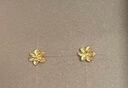 六福珠宝 足金栀子花黄金耳钉 计价G01G0027DS 约1.03克 实拍图