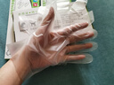 一次性手套食品级TPE 弹性美发加厚家务家用食用无味餐饮手套100只盒装 食品级TPE(100只盒装) L码大号 实拍图