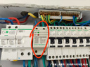 德力西电气过欠压保护器自复式上进下出DZ47sGQF 1P+N 63A 实拍图
