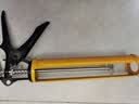 亿尚达透明玻璃胶室内通用防水防霉密封胶门窗厨卫专用马桶耐候填缝胶 红色旋转【玻璃胶枪】 实拍图