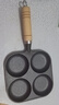 【大牌同款】章丘四孔铸铁煎蛋锅无涂层不易粘多功能早餐煎蛋锅 黑色17cm 铸铁四孔煎锅 实拍图