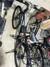 金武端自行车成人山地车公路赛车单车骑行变速超轻越野中学生初中青少年 顶配版-辐条轮-黑白色 26寸21速 实拍图
