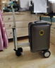 Airwheel爱尔威电动行李箱可骑行拉杆箱可坐可代步铝框箱包20英寸登机箱 实拍图