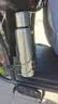 丛象摩托车水杯支架保险杠水壶杯架电动车自行车水杯架踏板车水瓶饮料支架保险杠改装配件装备保温杯架 自动调节水杯架送工具-【暗夜黑】 实拍图
