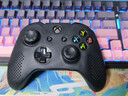 微软（Microsoft）Xbox无线游戏手柄 磨砂黑+USB-C线 蓝牙适配Xbox/PC/平板/手机Steam促销 黑神话悟空 空洞骑士 实拍图