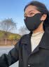 JCZS品牌戴眼镜不起雾口罩夏季天冰丝防晒口罩男防紫外线无痕轻薄 银白色【升级透气孔】买一送一 （两个装） 实拍图