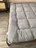 南极人（Nanjiren）双面羊羔绒床垫褥子1.2x2米冬季加厚加绒榻榻米垫宿舍牛奶绒软垫 羊羔绒-灰色【蓄热保暖 快速升温 拒绝掉绒】 120x200cm【双面可用 久睡不塌】 实拍图