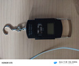 手提电子秤行李秤高精度精准电子称手提秤弹簧秤家用便携式小型称重器钩 50KG款-黑色-1个 实拍图