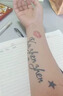 桃之夭夭纹身遮盖贴疤痕隐形神器遮瑕白斑胎记男女防水防汗白皙色6贴 实拍图