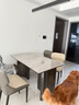 优蒂斯国补意式简约现代黑色岩板餐桌椅组合长方形桌子复古小户型饭桌 餐桌+4娃娃椅 1.4米 实拍图