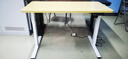 乐歌电动升降电脑桌电竞升降书桌办公学习桌子E2原木色1.4m 实拍图