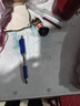 浩立兴按动中性笔水笔学生专用考试黑色笔水性签字笔芯0.5mm按压式k35子弹头圆珠墨蓝黑红笔老师办公笔 K35 蓝色【1支笔+3支笔芯】 书写粗细0.5mm 实拍图