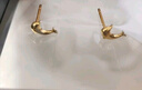 周六福海豚足金999黄金耳钉女耳饰生日礼物计价AA096007 约0.79g 一对 实拍图