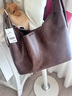 热风（Hotwind）【商场同款】女士单肩包秋季新款擦色做旧复古棕色大容量休闲女包 131黑棕 F 实拍图