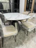 鲁菲特大理石餐桌意式轻奢高级感微晶石高端餐桌可旋转方圆两用餐厅饭桌 白翡翠桌面-碳素钢底座-270#椅 1.35米 一桌六椅 实拍图