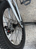 凤凰（Phoenix）儿童自行车脚踏车3-6-10-15岁童车山地双碟刹带辅助轮18寸银色 实拍图