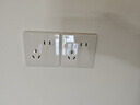 正泰（CHNT）开关插座6C奶油风 家用86型斜五孔插座面板暗装插座纯平大板 白色 经典防水盒|透明款IP24 实拍图