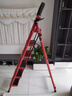 梦米欧家用梯子折叠梯加厚碳钢人字梯移动楼梯伸缩梯步梯多功能室内梯子 红色加厚-六步 实拍图