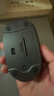 罗技（Logitech）M196 无线蓝牙鼠标 办公鼠标 笔记本商务办公家用 小巧便携 对称手型 石墨灰 实拍图