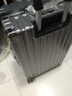 欧遥高颜值铝框行李箱可坐人男女学生潮流大容量拉杆箱加厚密码旅行箱 深灰色【铆钉加固铝合金款】 26英寸 【学生住宿】 实拍图
