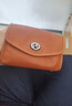 裘真信封包女链条斜挎单肩包休闲复古小包植鞣头层牛皮包包 焦糖色-小号 实拍图