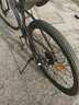 EG7山地自行车成人学生变速越野单车双减震赛车26寸青少年男女 辐条【加厚防滑轮-更安全】黑白 26寸21速【适合：160-180CM】 实拍图