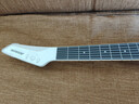 aeroband空气乐队智能自学吉他自动挡电子吉他初学者入门无弦吉他 星耀白 实拍图