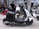 绿源【门店自提】电动摩托车S70 成人高速电动车超长续航通勤代步外卖智能电摩 到门店选颜色 实拍图