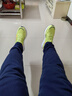 adidas ADIZERO BOSTON 10训练备赛马拉松轻盈玻纤柱跑鞋阿迪达斯   浅黄绿色/活力橙/墨蓝色   43 实拍图