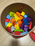 Hape(德国)儿童积木玩具木质100粒双面数字字母桶装宝宝节日礼物E8488 实拍图