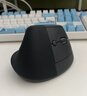罗技（Logitech）Lift人体工学鼠标 垂直鼠标 小手鼠标 无线蓝牙鼠标 3台设备秒切换 带Logi Bolt接收器 黑色 实拍图