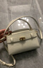 CHARLES&KEITH鳄鱼纹凯莉包手提斜挎婚包包女包生日礼物CK2-50270880-1 Ivory象牙色 S 实拍图