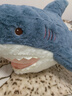 卡通鲨鱼毛绒玩具大号公仔睡觉抱枕玩偶儿童生日礼物男孩布娃娃 兔毛鲨鱼 80厘米 实拍图