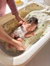 世纪宝贝（babyhood）小狮子浴盆 婴儿洗澡盆宝宝折叠盆 加大加厚带浴架 电子感温款 实拍图