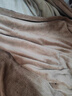 京东京造 145g牛奶绒四件套  A类柔软亲肤 冬季法兰绒珊瑚绒床单被套枕套 1.5m床200*230cm 摩卡 实拍图