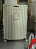 左汀Pro版多功能行李箱铝框拉杆箱结实抗压大容量旅行箱学生密码箱 烟白色【中置铝框+铝合金包角】 28英寸 ，适合7-15天长途旅行 实拍图
