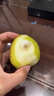 京鲜生 新疆库尔勒香梨 净重10斤 一级 单果100-120g 生鲜水果 实拍图