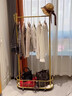 麦瑞迪衣架落地衣帽架卧室多功能挂衣服架置物架结实入户立式简易挂衣架 轻奢金-长60cm 实拍图