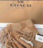 蔻驰（COACH）【品牌直供】男女同款经典LOGO印花C纹流苏绵羊毛围巾驼色CU807 实拍图