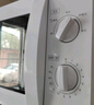 美的（Midea）快捷微波炉 家用小型 360°转盘加热 旋钮操控 易洁内胆（M1-L213B） 实拍图