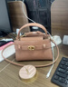 CHARLES&KEITH鳄鱼纹凯莉包手提斜挎婚包包女包生日礼物新年礼物CK2-50270880-1 BLUSH浅红色 S 实拍图
