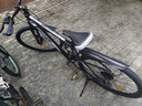 EG7山地自行车成人学生变速越野单车双减震赛车26寸青少年男女 辐条【加厚车轮-加厚车架】黑白 26寸21速【适合：160-180CM】 实拍图