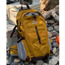 尤克达蒂（yookdd）户外轻便登山包男旅行徒步爬山装备背包女大容量旅游双肩包 登山包【茶屋黄】 实拍图
