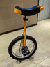 永彩独轮车儿童独轮车自行车成人独轮平衡车单轮车杂技车 黄色16寸+打气筒+停车架+适合1.2-1.55米 实拍图