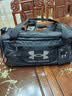 安德玛（Under Armour）Undeniable 5.0 小号男女训练运动旅行包1369221黑色001 均码 实拍图