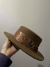 香雪羽秀（xiangxueyuxiu）高端法式复古礼帽女时尚春秋季羊毛毡帽平顶帽子女款2025新款帽子 驼色 M（56-58cm） 晒单实拍图