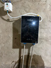 志高（CHIGO）即热式电热水器超薄小厨宝5500W变频恒温智能出租房家用洗澡免储水电热水龙头黑色 KBR-F60_F60 实拍图